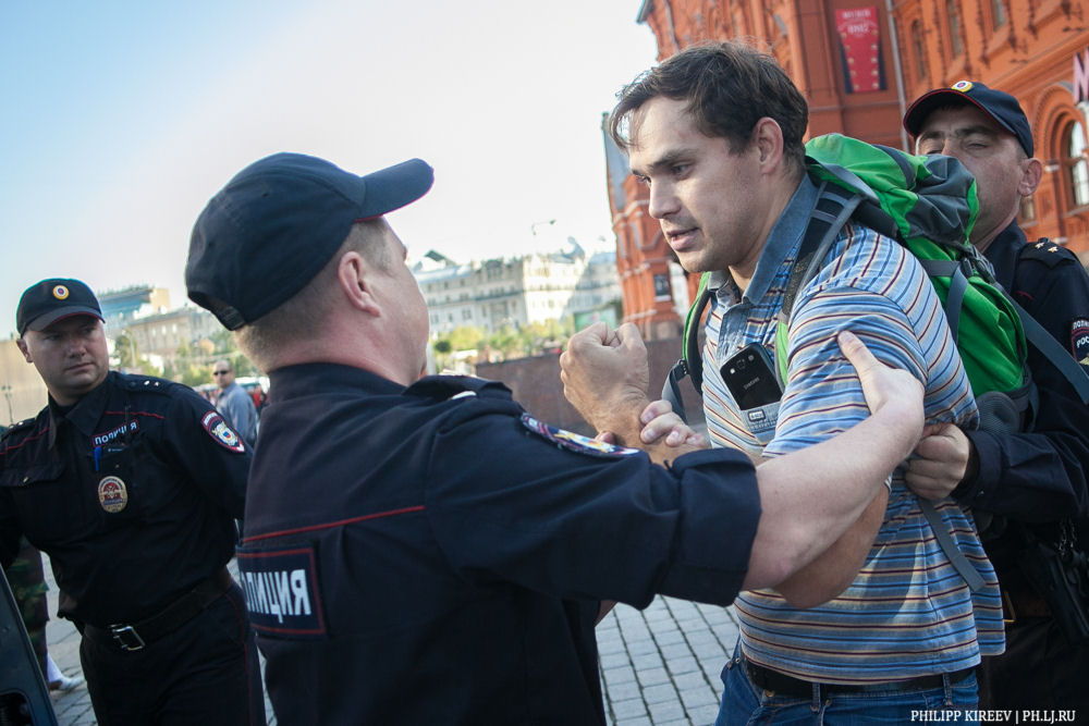 The only protester against war in Ukraine arrested in Moscow