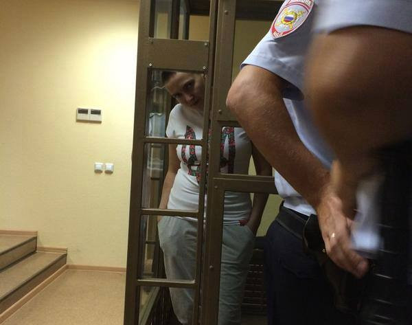 Nadiya Savchenko to spend one month in psychiatric institution