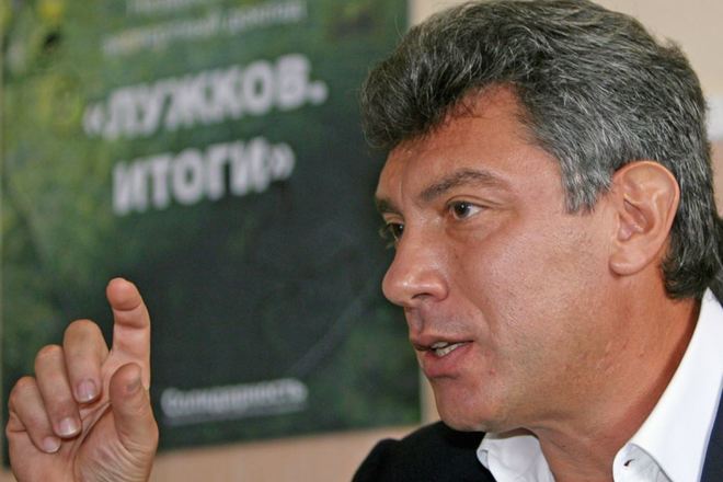 Boris Nemtsov: Kremlin asserts that Banderites are fighting Russian speaking Ukrainians in Donbas, while Russian soldiers are buried in secret
