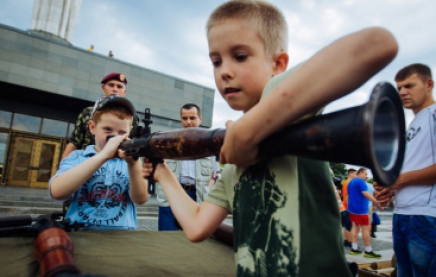 Russian children watch cartoons that show the Ukrainian army destroying Donbas 