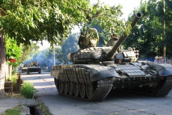Russian troops invade Ukraine