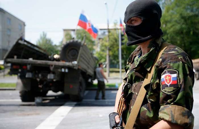 Five eerie similarities between “pro Russian rebels” in East Ukraine and ISIS