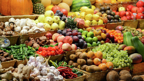 Russian watchdog threatens full ban on fruit, vegetable imports from Ukraine starting next week