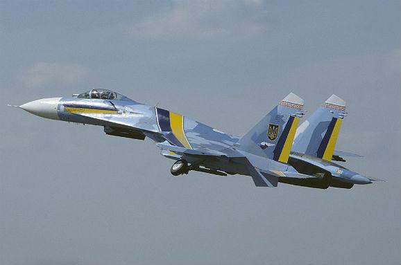 ‪Ukraine‬ plans to overhaul aircraft fleet by end of 2014, is buying precision weapons