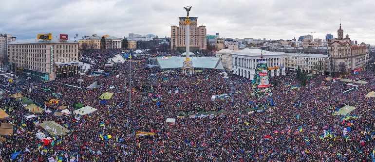 Ukrainians on the Maidan protesting the criminal and oppressive regime of Yanukovich, 2014
