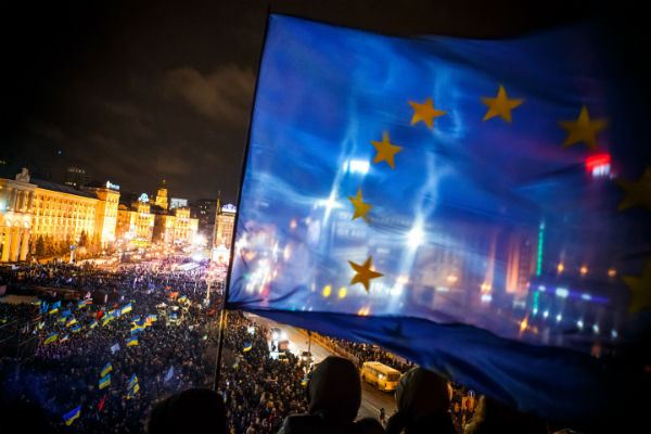 Ukrainians on the Maidan protesting the criminal and oppressive regime of Yanukovich, 2014