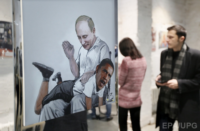Moscow exhibition of caricatures: Putin “teaches” Poroshenko and Obama about life, knocks out Klitschko