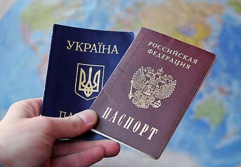 Many Crimeans seek Ukrainian passports