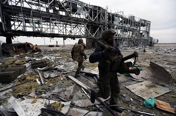 Terrorists capture “pile of rubble” at Donetsk airport