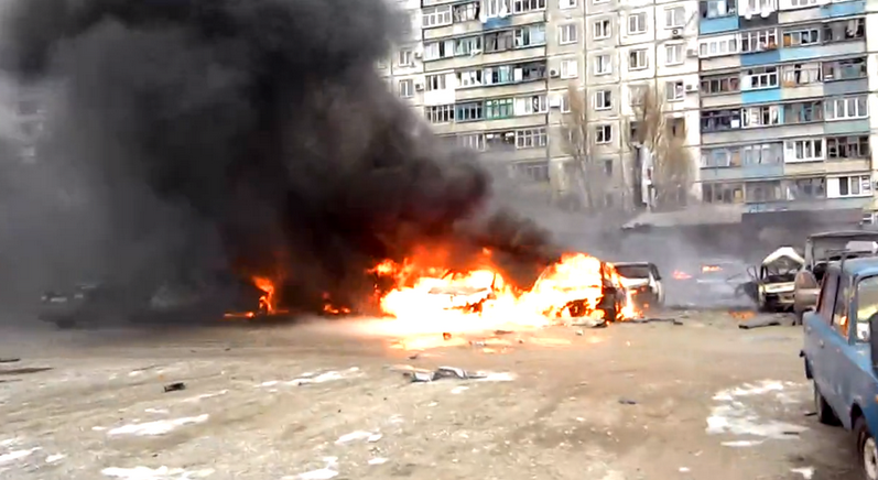 Russia kills civilians in Mariupol, demands peace ~~