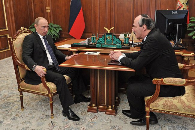 Putin and Ramazan Abdulatipov, the Putin-appointed head of Daghestan (Image: kremlin.ru)