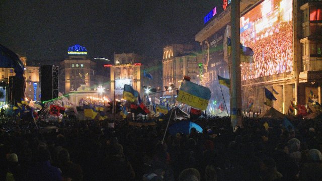 "Maidan" (2014) directed by Sergei Loznitsa