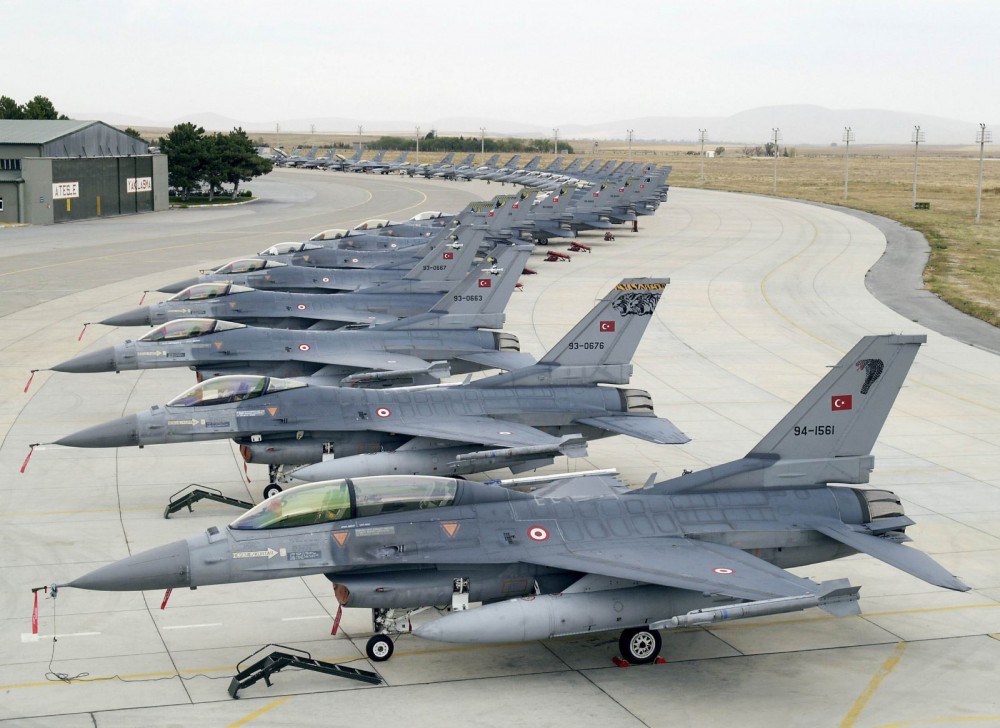 Denmark’s Defense Minister “open” to looking at the donation of Danish fighter jets to Ukraine