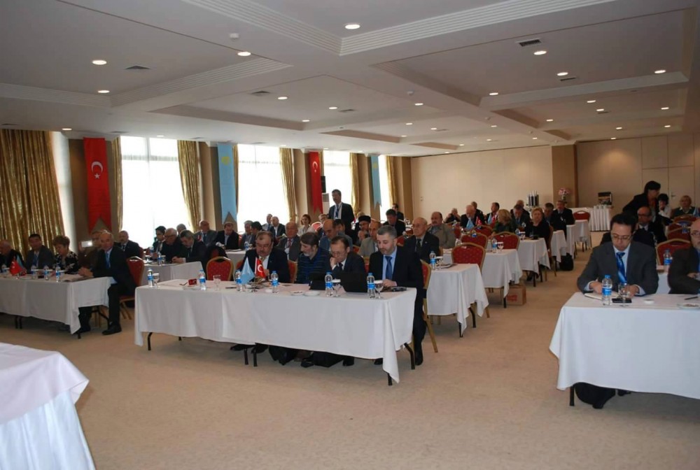 Crimean Tatar leaders, NGOs meet in Turkey, pledge to seek justice for repression ~~