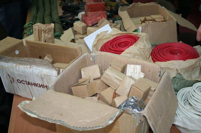 Explosives seized from the members of the arrested terrorist and spy group operating in Kharkiv, which was recruited and controlled by Russian military intelligence. (Image: SBU)