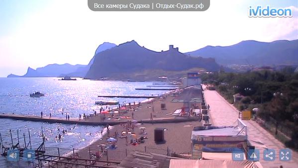 Tourism is critical to Crimea's economy. After Russia's annexation of the Ukrainian peninsula, the multi-million flow of tourists contracted to a trickle, thus crushing Crimean economy. The webcam images of empty beaches that normally were completely full are a confirmation. June 2015 (Image: Webcam capture)