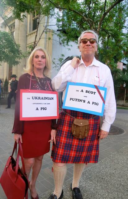 Peaceful protests at the Lisitsa concerts in Calgary, Canada called “classy” by spectators and media ~~