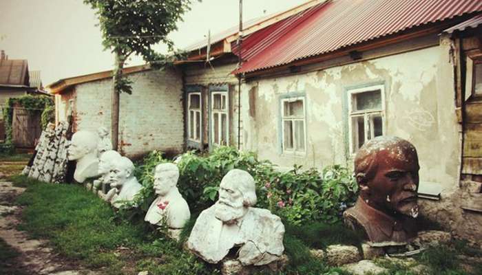 This is why Ukraine needs decommunization of public spaces