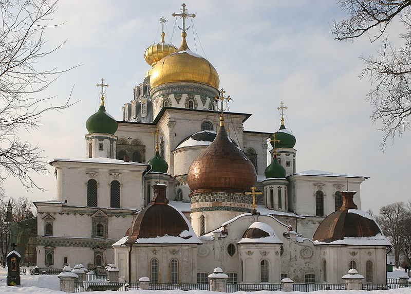 The New Jerusalem Monastery (Russian: Новоиерусалимский монастырь), also known as the Voskresensky (Resurrection) Monastery, is a male monastery, located in the outskirts of Moscow, Russia. It was founded in 1656 by Patriarch Nikon as a patriarchal residence outside of the Kremlin. (Image: Wikipedia)