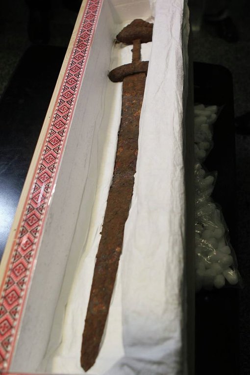 Stolen ancient viking's sword from the dawn of Kyivan Rus comes back home to Ukraine (Image: Airport Kyiv Boryspil FB page)