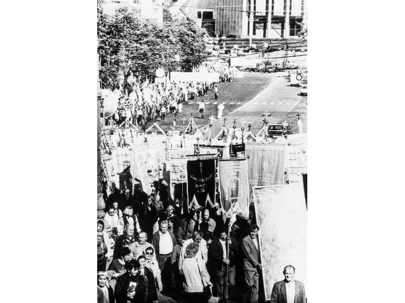 The popular march in support of Verkhovna Rada's decision for the Declaration of Independence of Ukraine on September 3, 1991 in Kyiv (Image: State archives)