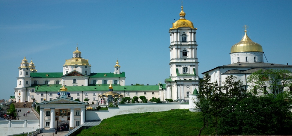 Ternopil Council looks into Yanukovych’s transfer of Pochayiv Lavra to UOC MP