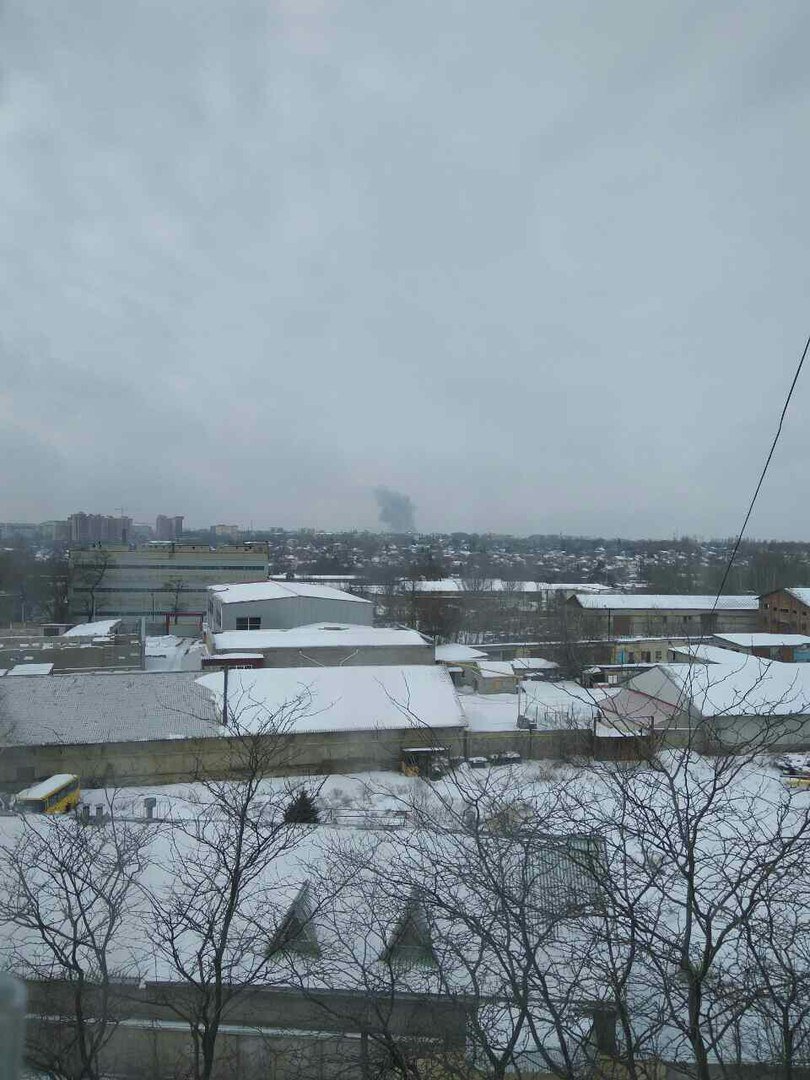 Donbas report: explosion in Donetsk, 52 attacks, no military casualties, Alchevsk stops iron production ~~