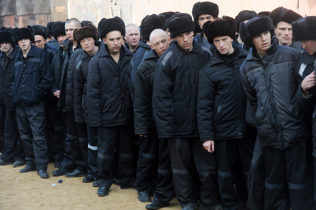 Underage prisoners at a Russian prison (Image: rufabula.com)