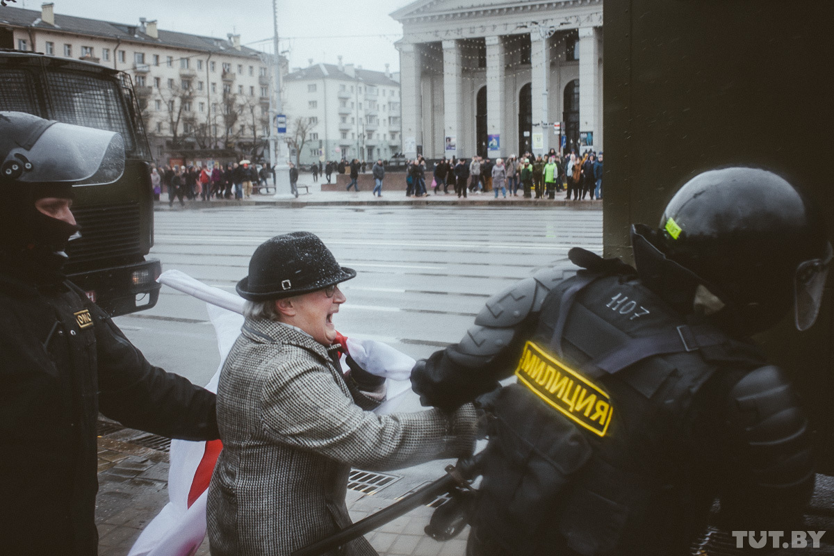 5 things you need to know about Lukashenka’s crackdown on Minsk protests