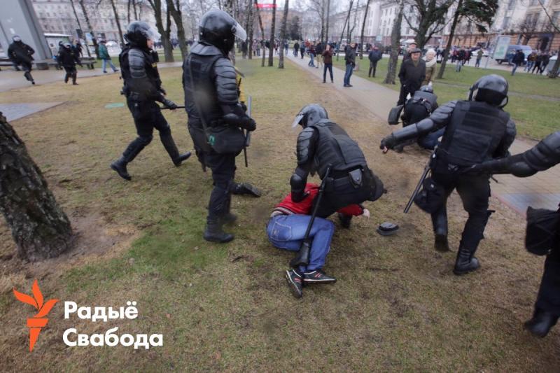 5 things you need to know about Lukashenka’s crackdown on Minsk protests ~~