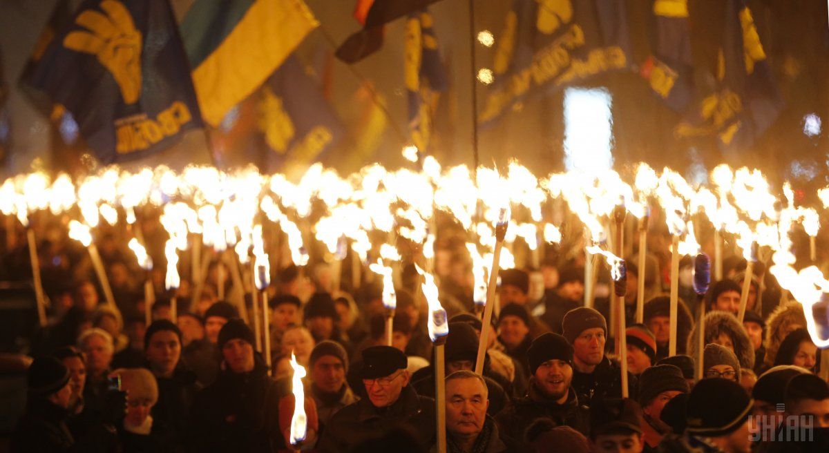 The drama of oligarchic dictatorship and nationalist revanche in Ukraine