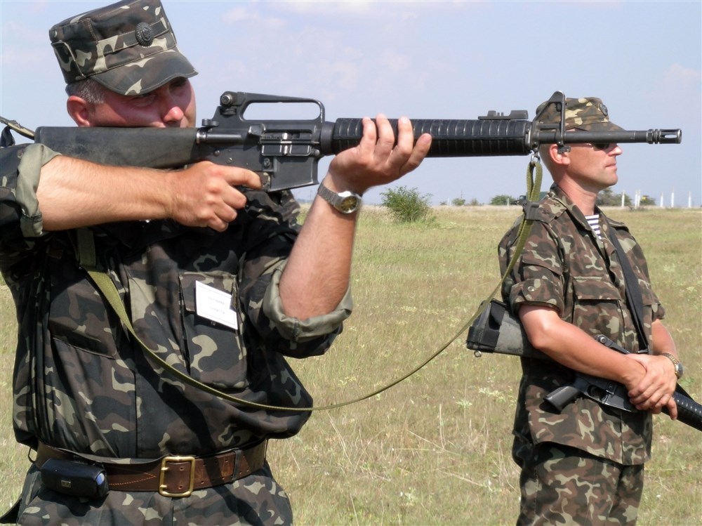 US “seriously considers” lethal weapons for Ukraine. Will it happen this time?