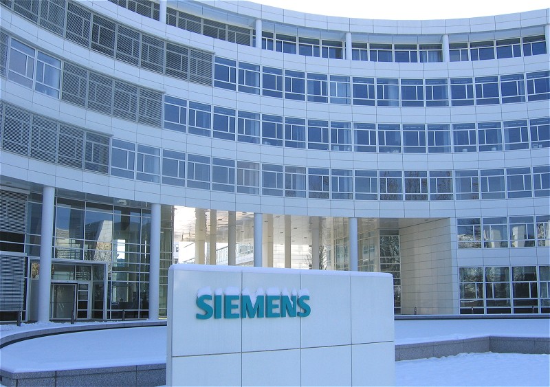 Siemens stops shipments to Ukraine’s Naftogaz, fearing lost contracts in Russia