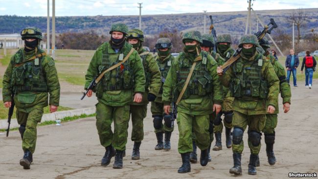 Putin's "little green men" occupying Crimea, February 2014
