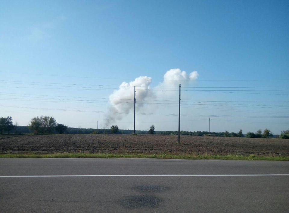 Ukraine’s second biggest munitions depot on fire, 30’000 evacuated ~~