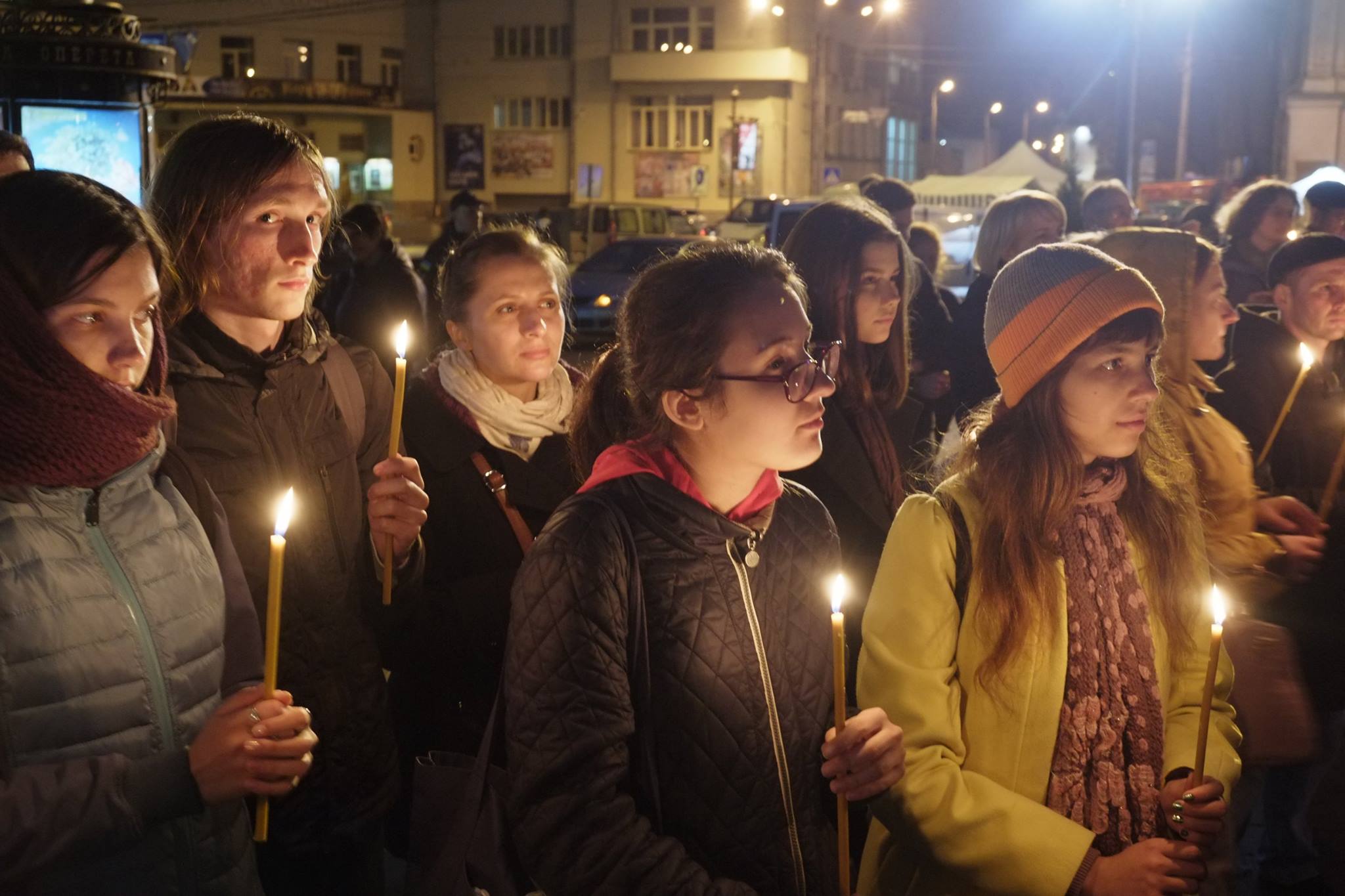 Kyiv honors memory of 34,000 killed in first days of Holocaust in Babi Yar ~~