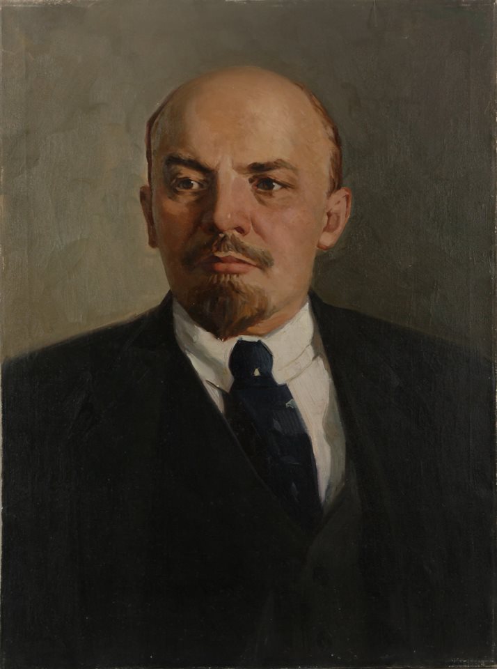 UK exhibition on 1917 Revolution puts Ukraine’s Leninfall in the spotlight ~~