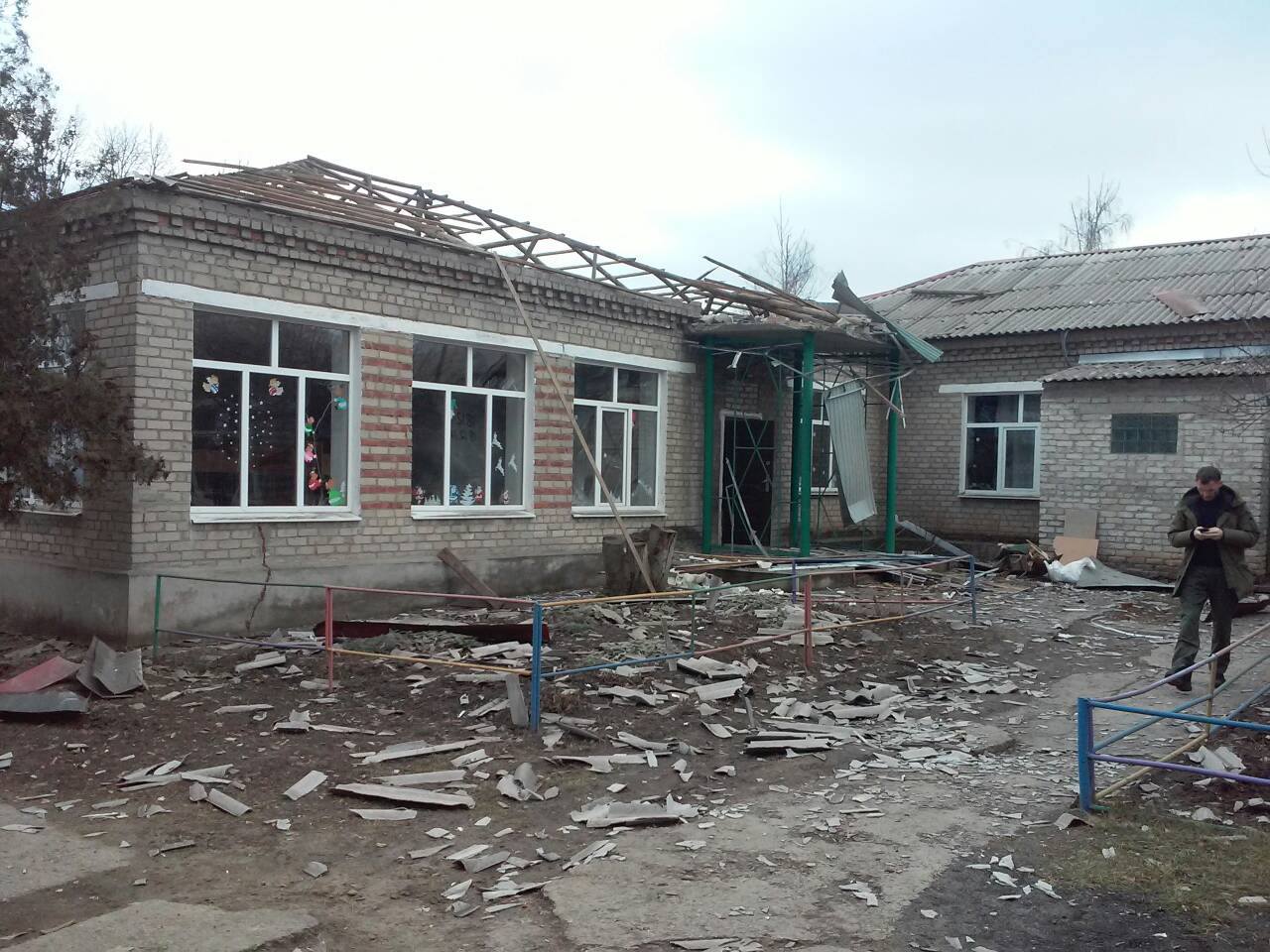 Another ceasefire begins in Donbas after pullout of Russian observers followed by escalation ~~