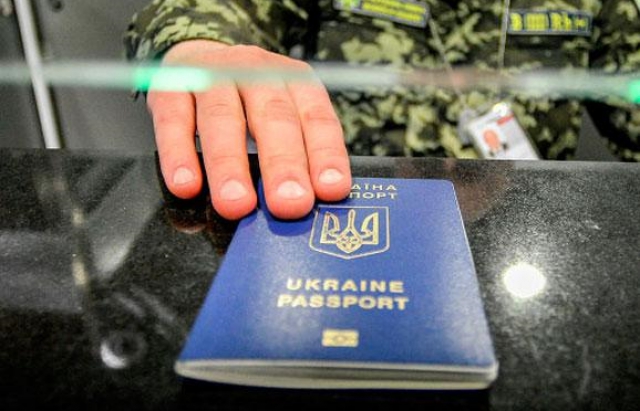 EU publishes list of demands for Ukraine to preserve its visa free regime