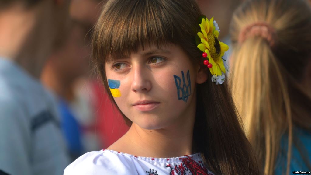 The Ukrainian language is gaining ground, official says