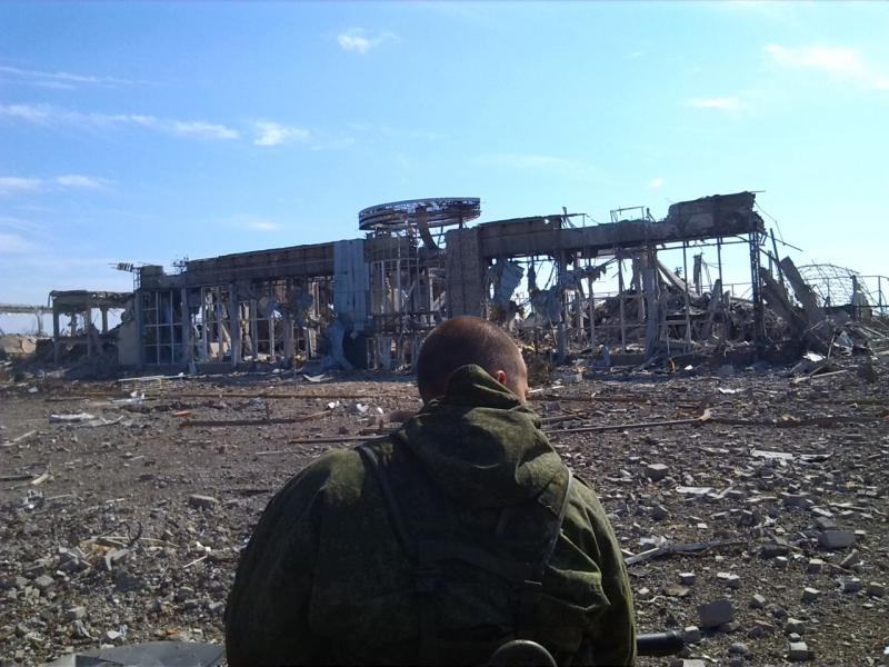 Why the Battle for Luhansk Airport is just as important as the Battle for Donetsk Airport