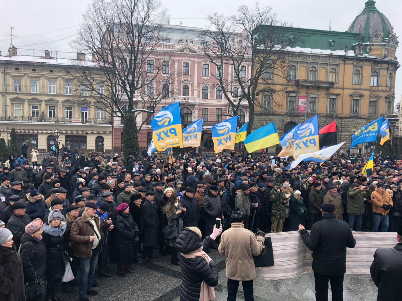 Saakashvili supporters demand snap elections, announce civil resistance committee creation ~~