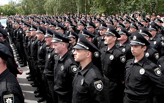 Ukraine’s photogenic “new cops” went viral, but the real police reform is yet to start