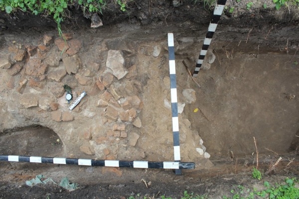 Remnants of a 12th century unique medieval fortification wall discovered in Kyiv ~~
