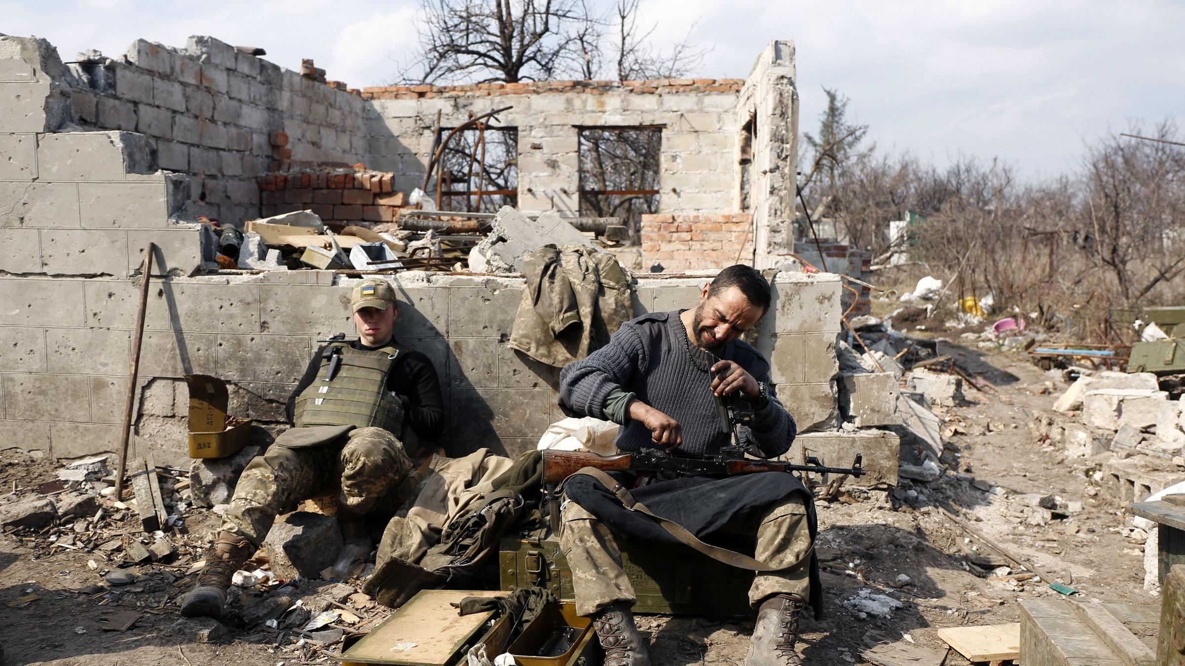 Three assumptions about the Donbas