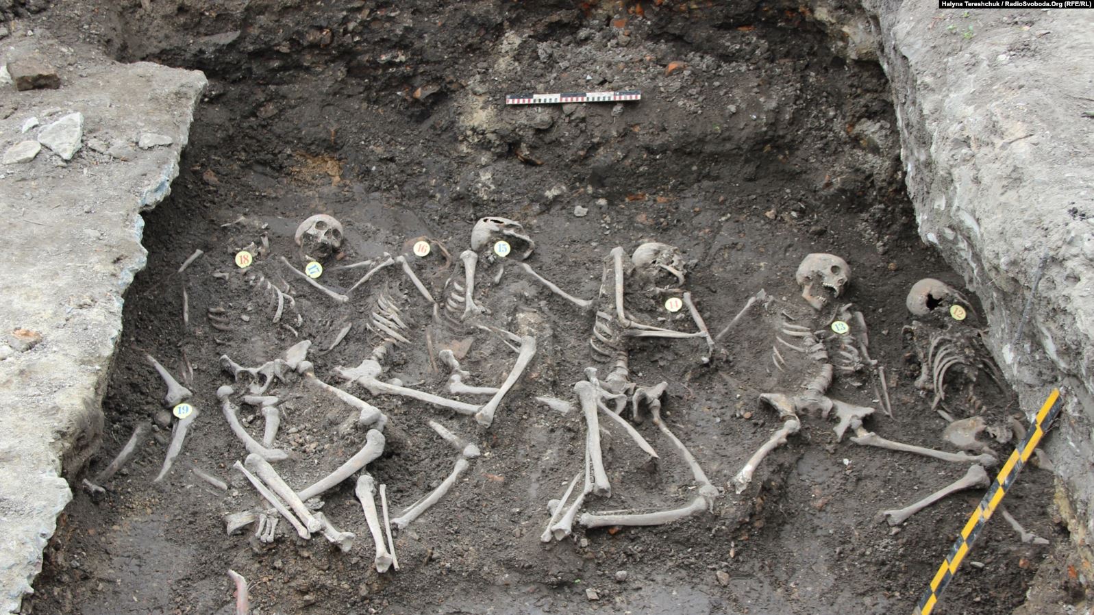 Mass graves of NKVD victims found in former Dubno prison