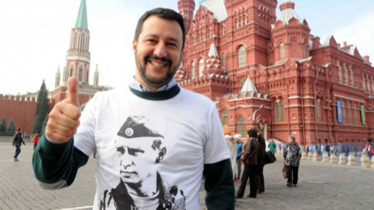 Matteo Salvini wearing a Putin t-shirt in Moscow (Photo: social media)