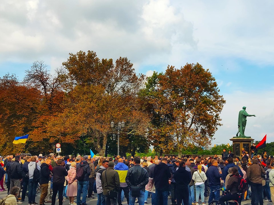 Protests against “Steinmeier’s formula” gather largest crowd since Euromaidan ~~