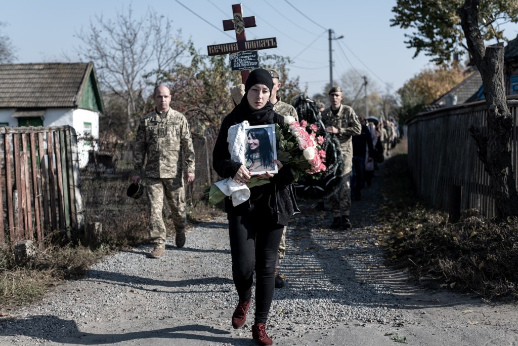 Dismantling Putin’s regime, not flirting with it, can end war in eastern Ukraine – appeal of Donbas NGO
