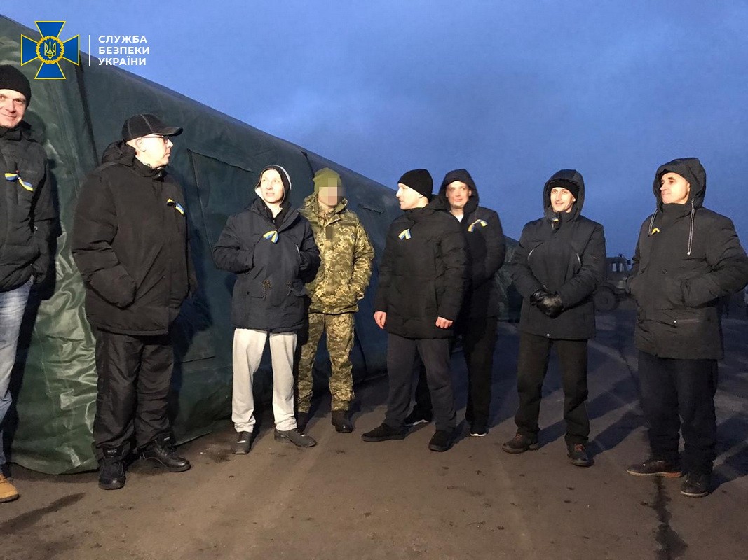 Ukraine swaps 127 prisoners including defendants of Maidan massacre to 76 Ukrainians held in occupied Donbas
